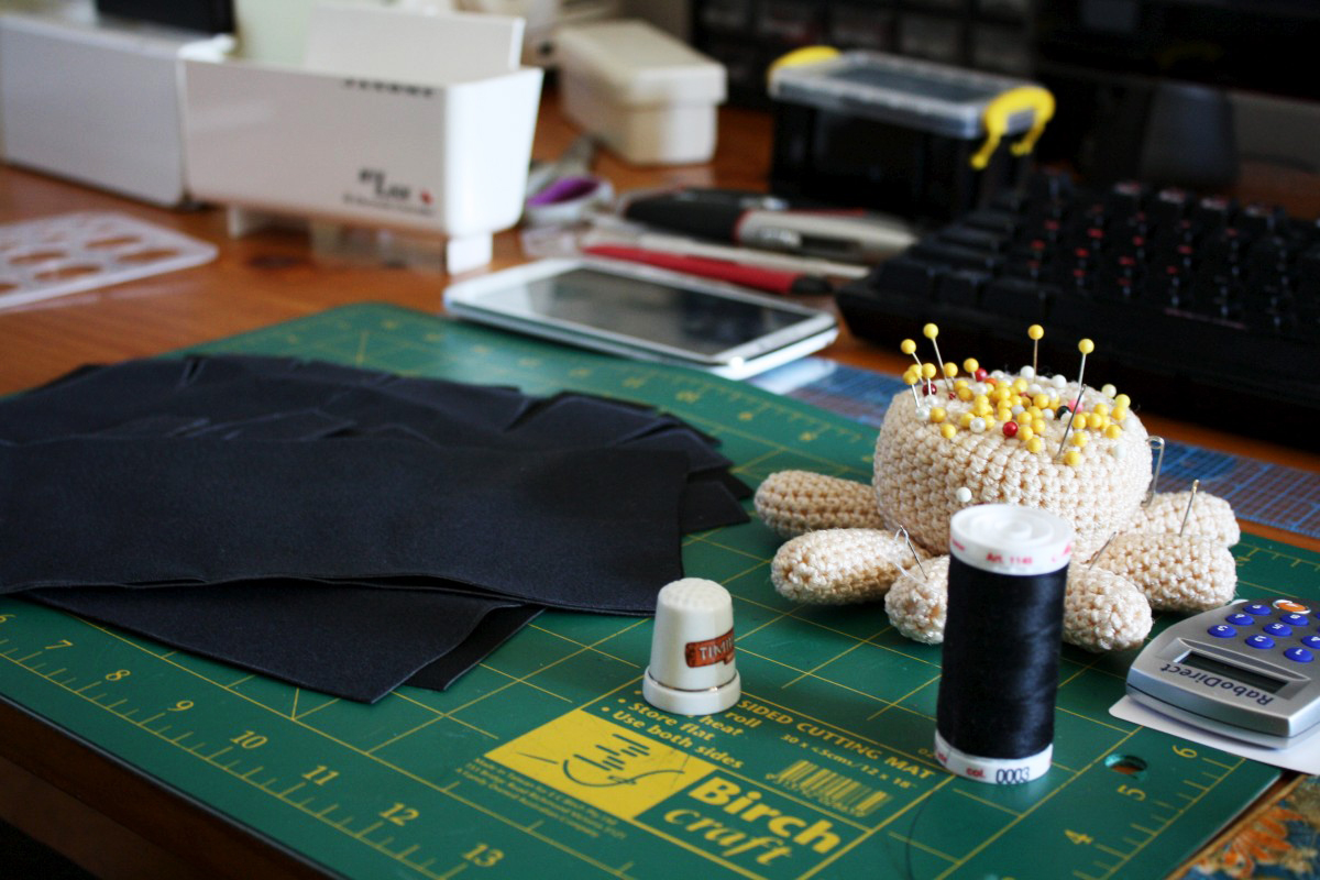 Ready to assemble, featuring Octo-buddy pin cushion