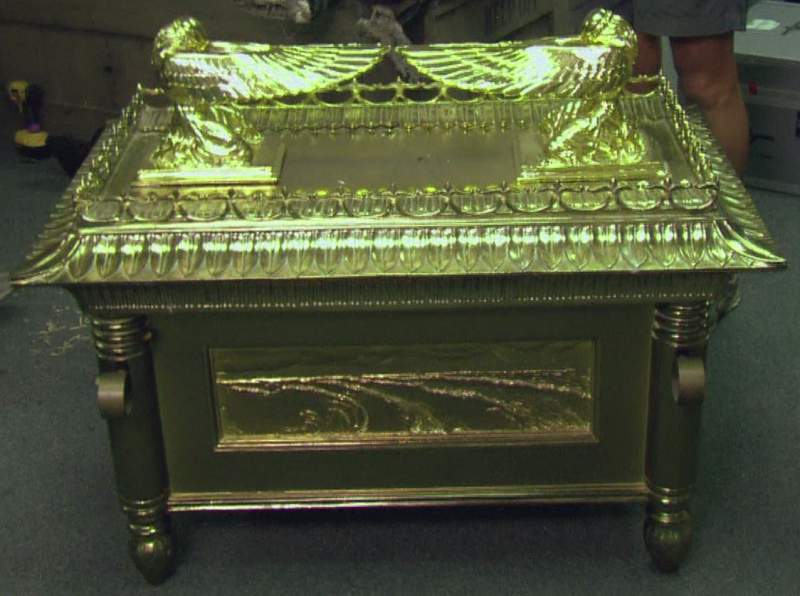 Screen grab from Bonus Features BR - props for Crystal Skull segment.