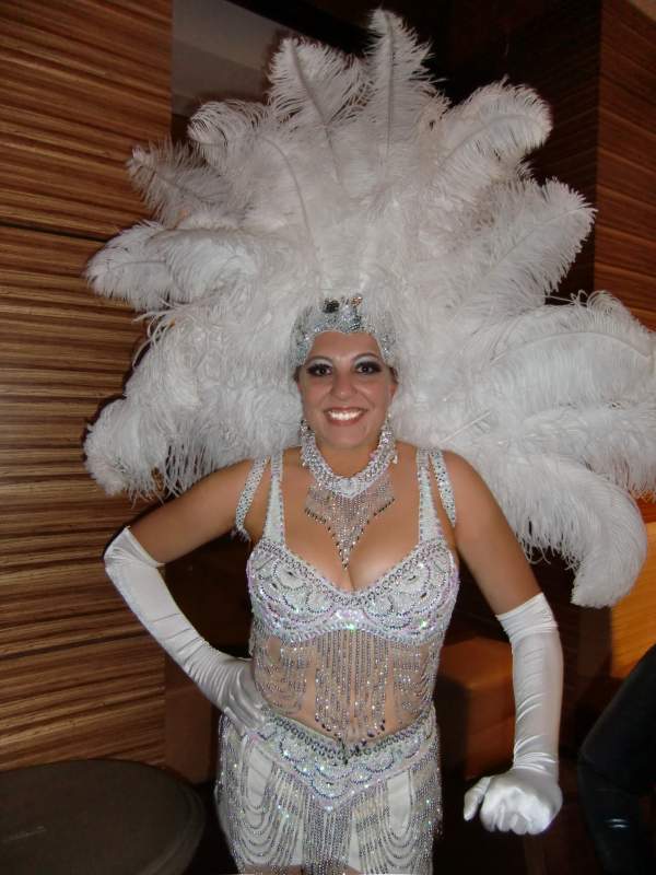 Season 10 Lois as showgirl in "Fortune"