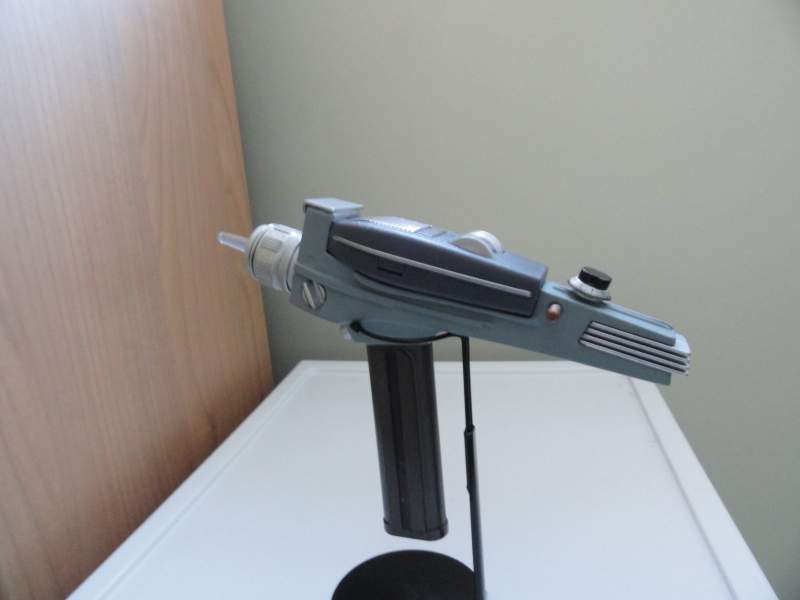 Season two Type II phaser (modified DST)