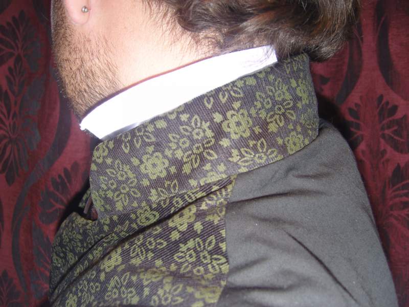 sherlock collar