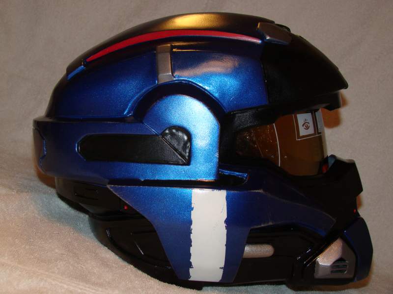 Side view of the Carter helmet that I painted
