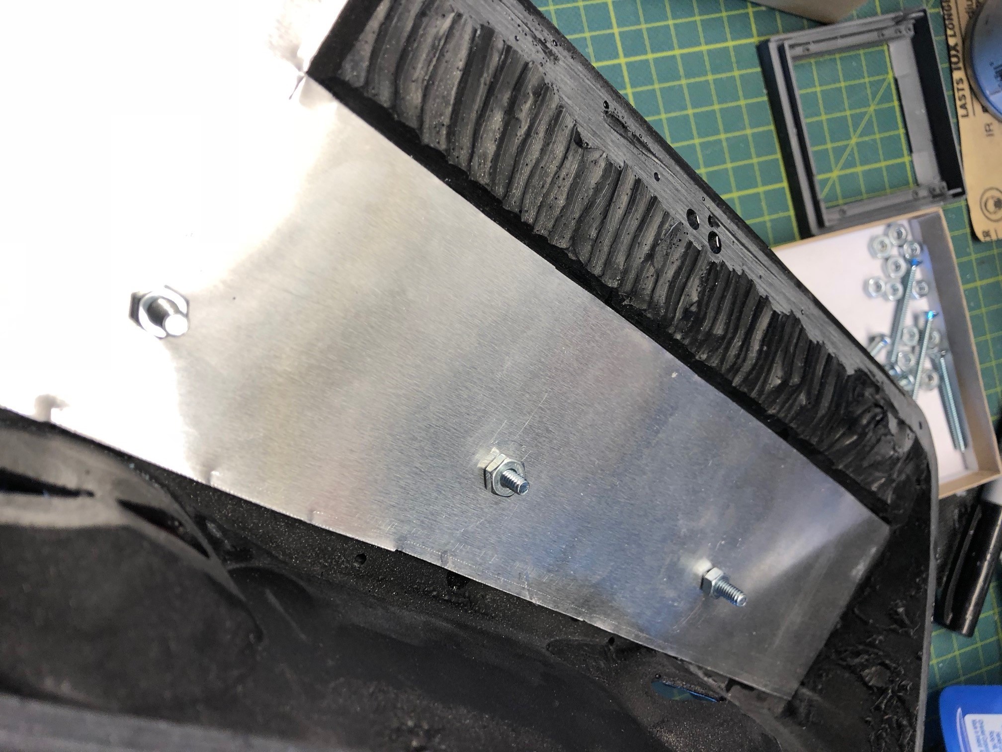 Side_Panel_CU_03