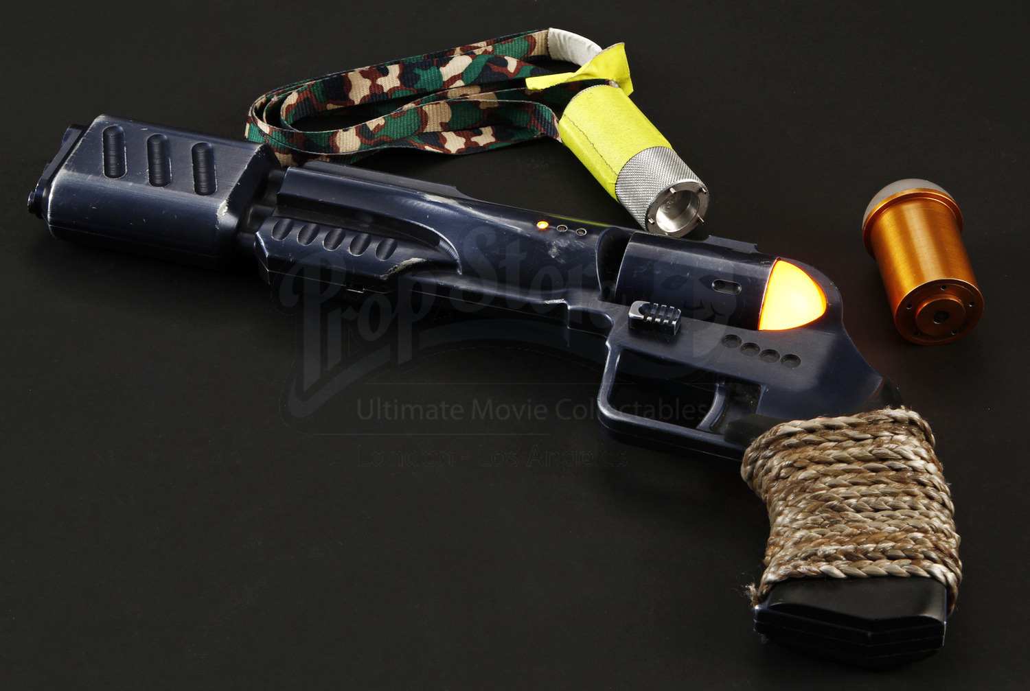 Stargate_Atlantis_Ronans_Gun_Prop Store Hero