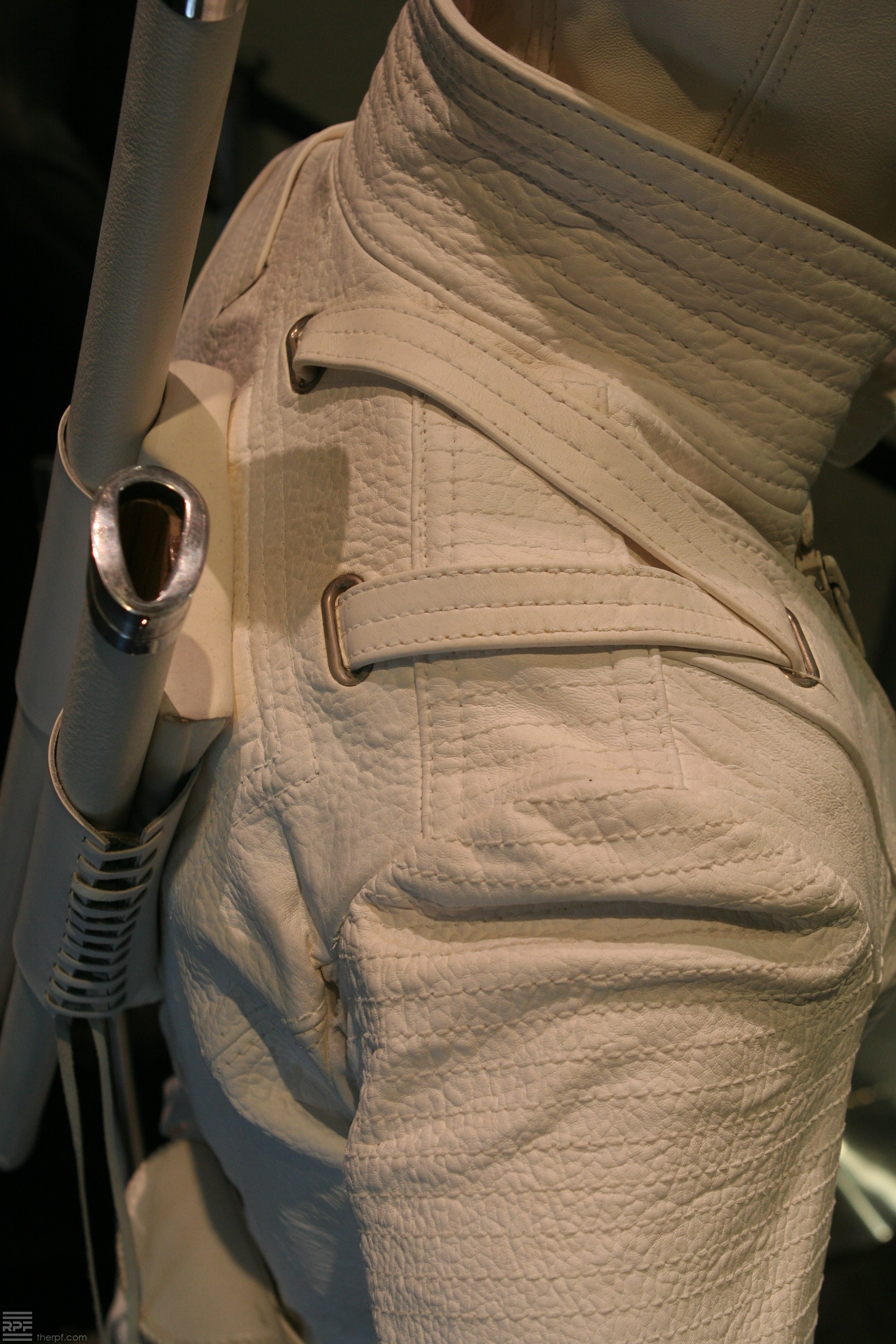 Storm_Shadow_Jacket_03