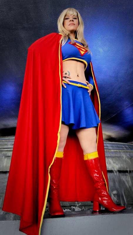 supergirl at Dragoncon