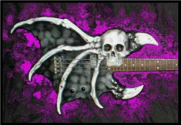 "The Creature" bass guitar (a)