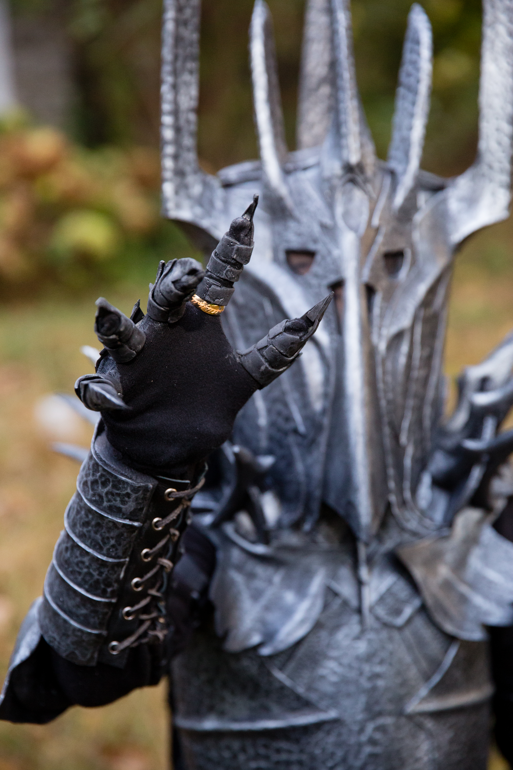 The One Ring glow detail