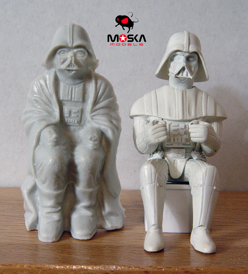 TIE ADVANCED 14:
Comparison between the figure included in the kit and the new Darth Vader figure.