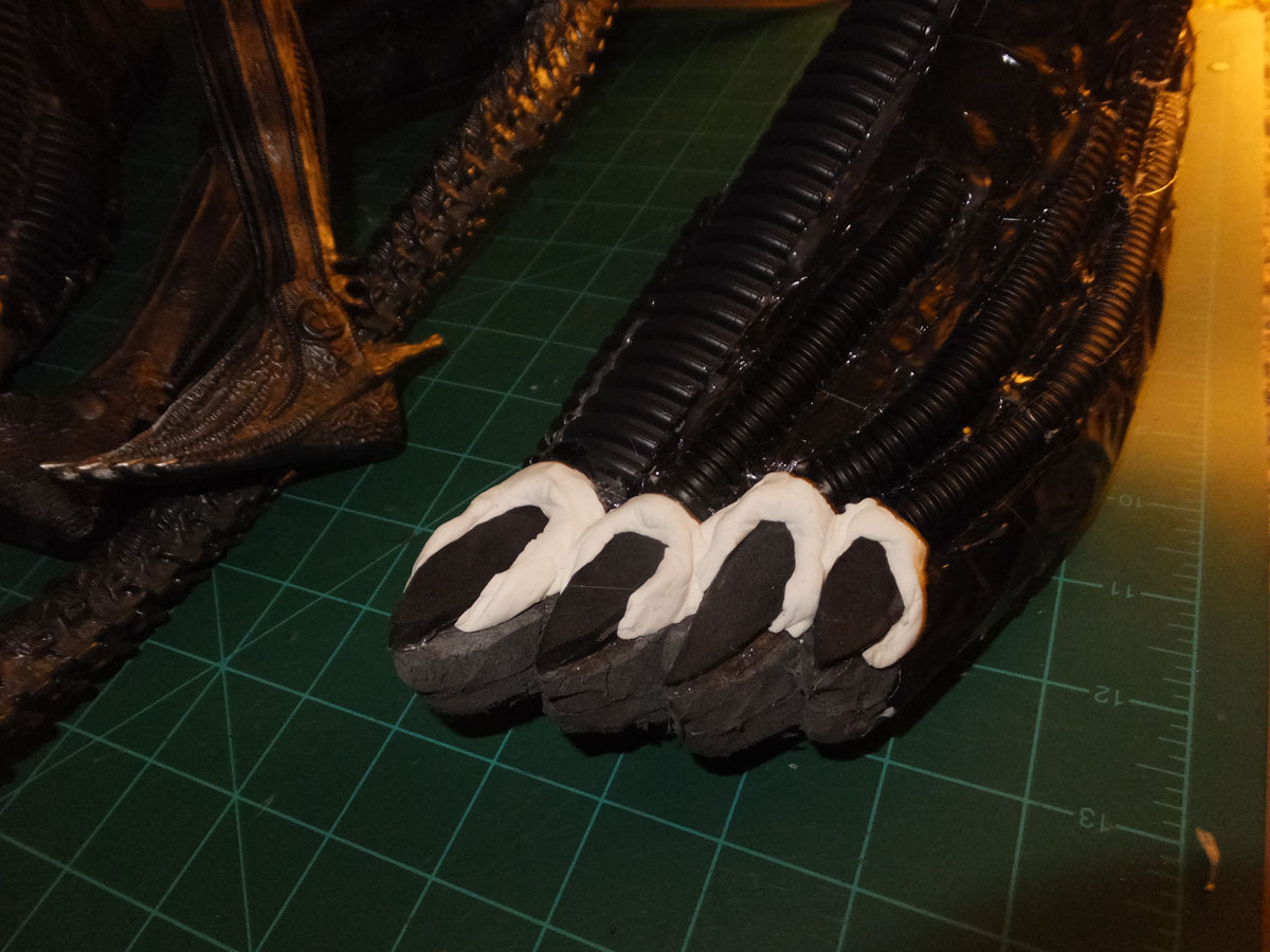 Toe detail