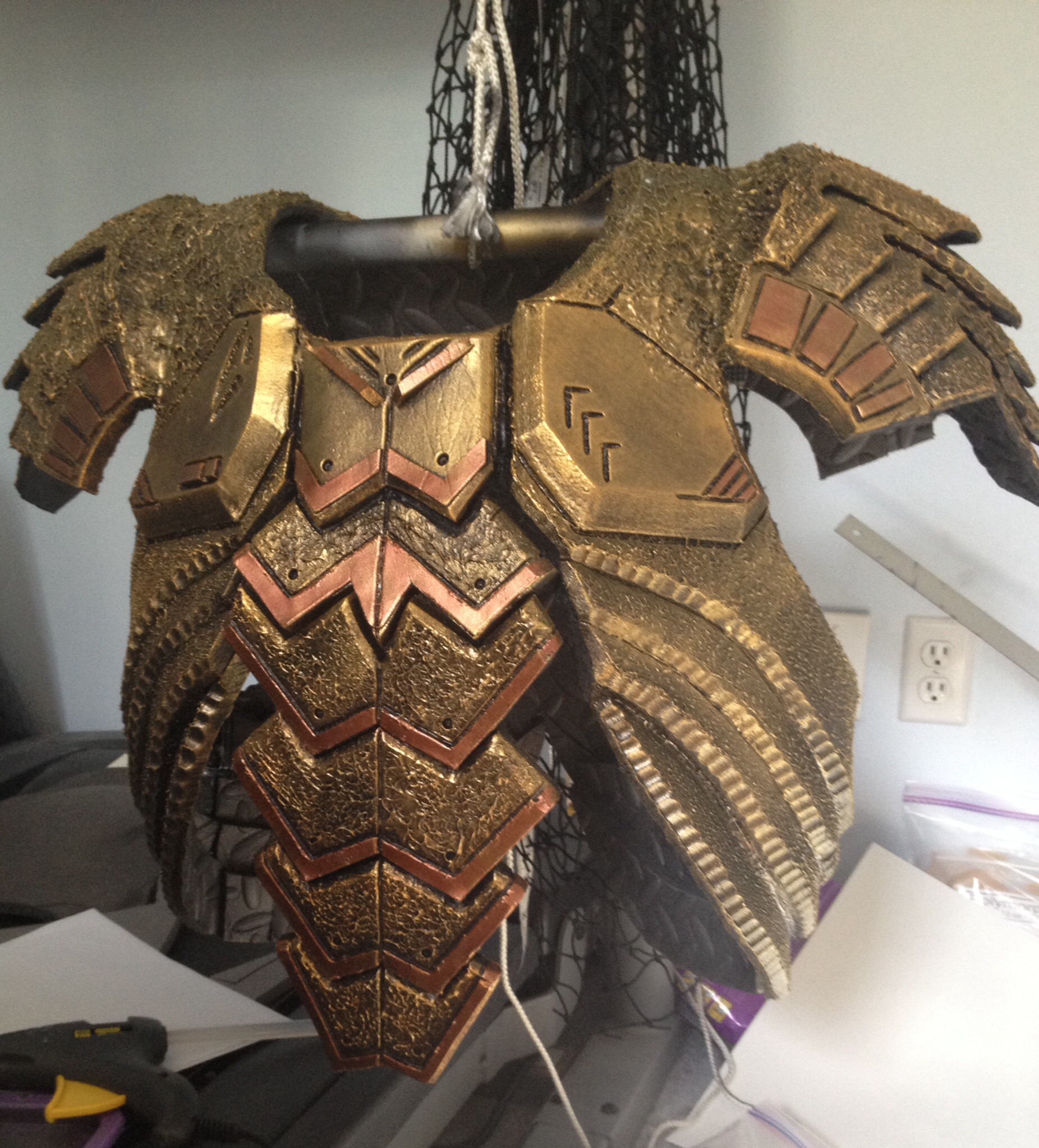 Top armor front