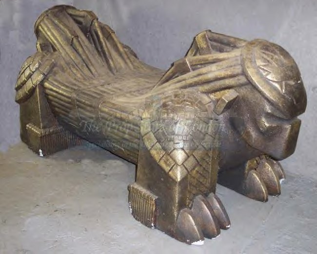 UK Avp predatorbench2