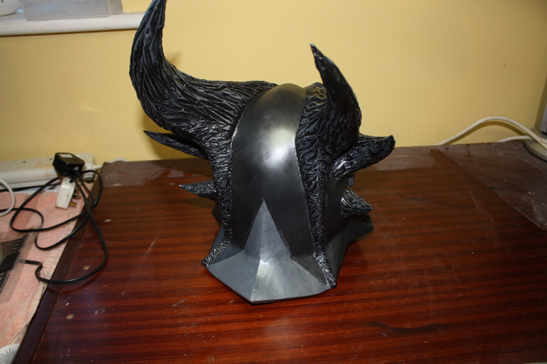 Ultimate Daedric Helmet (3)