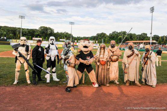 ValleyCats Group Shot. I'm on the right.