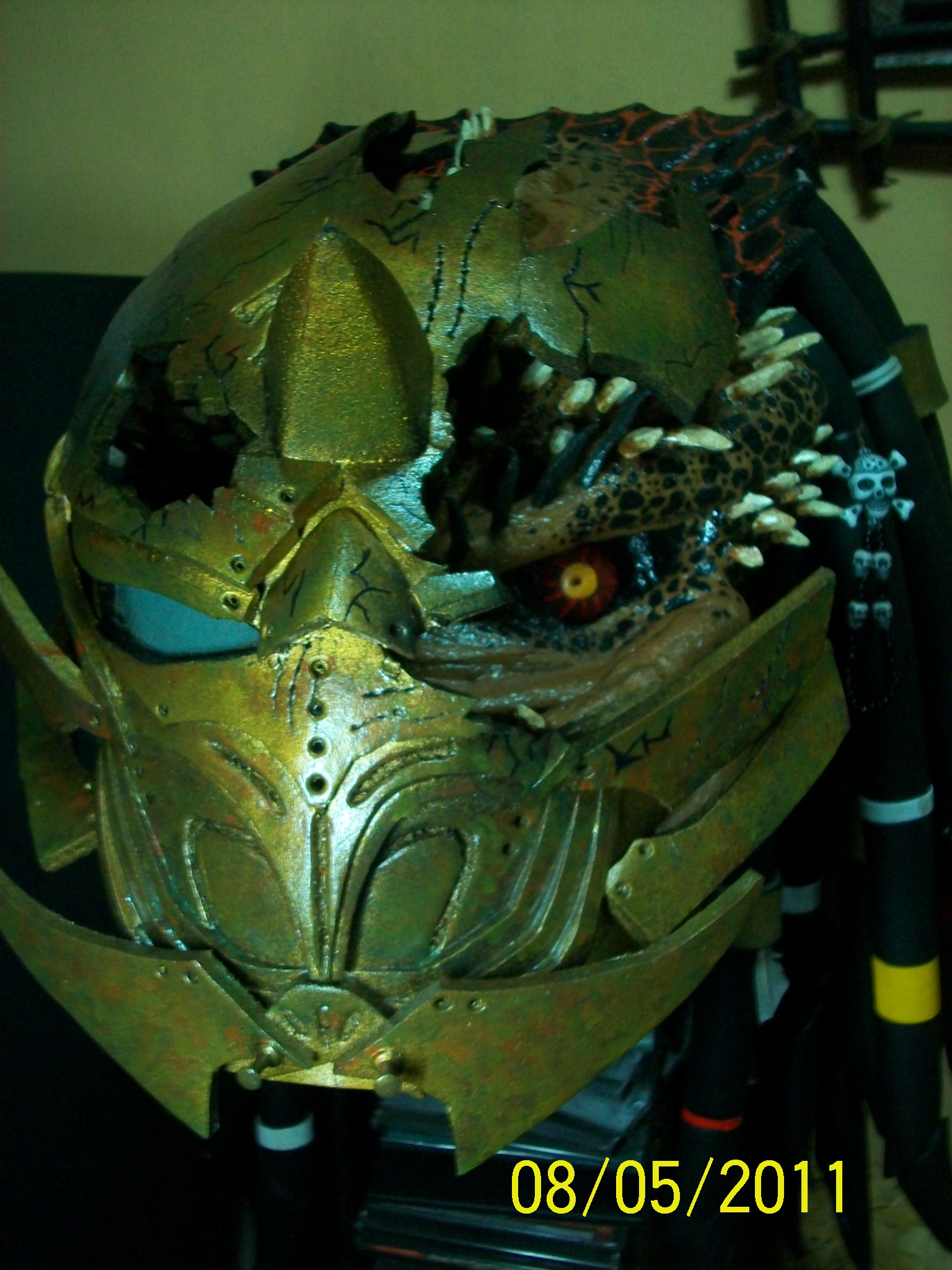 WarLord PRedator MAsk with biomask