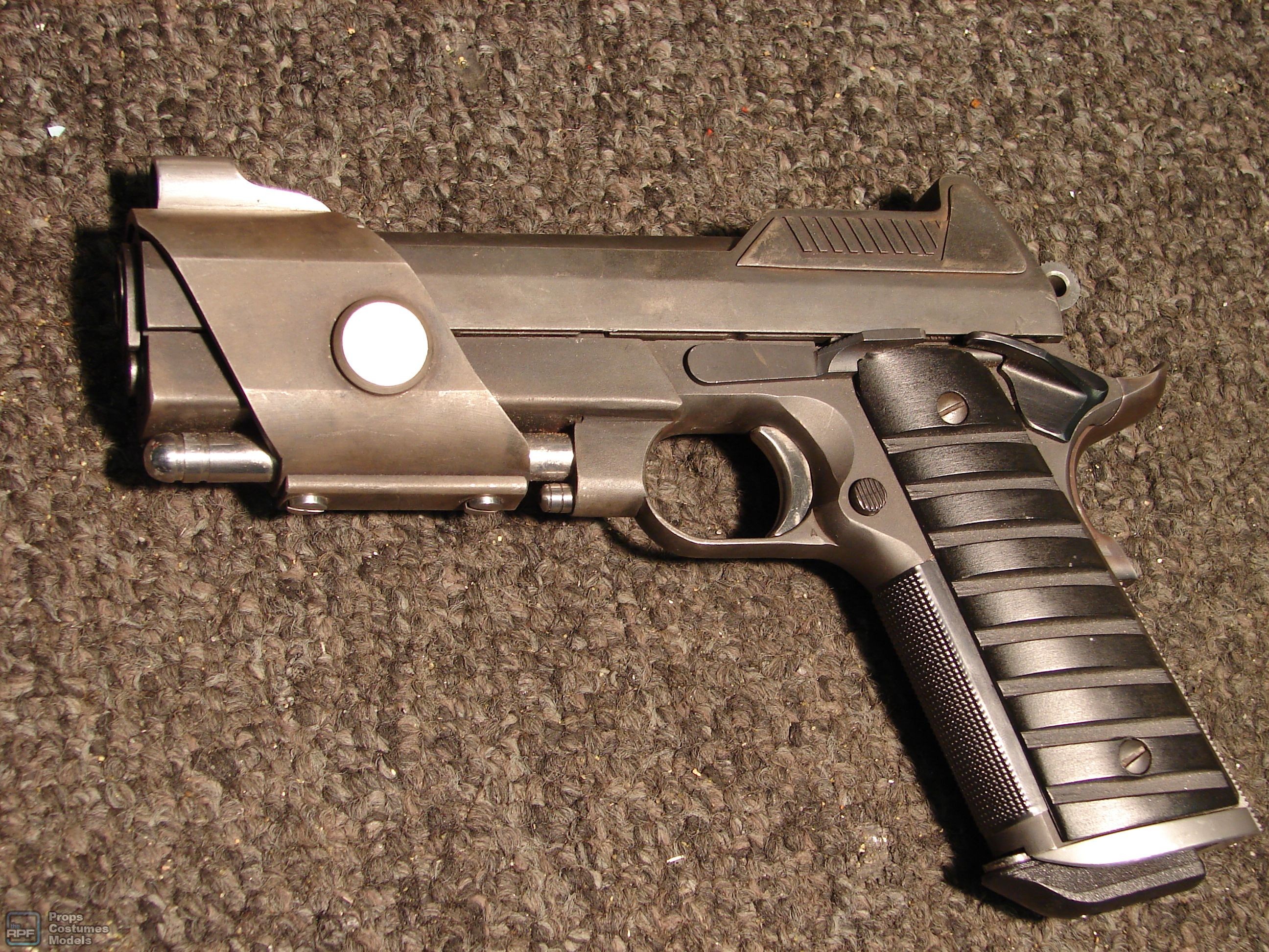 Weapon: Jayne's Pistol