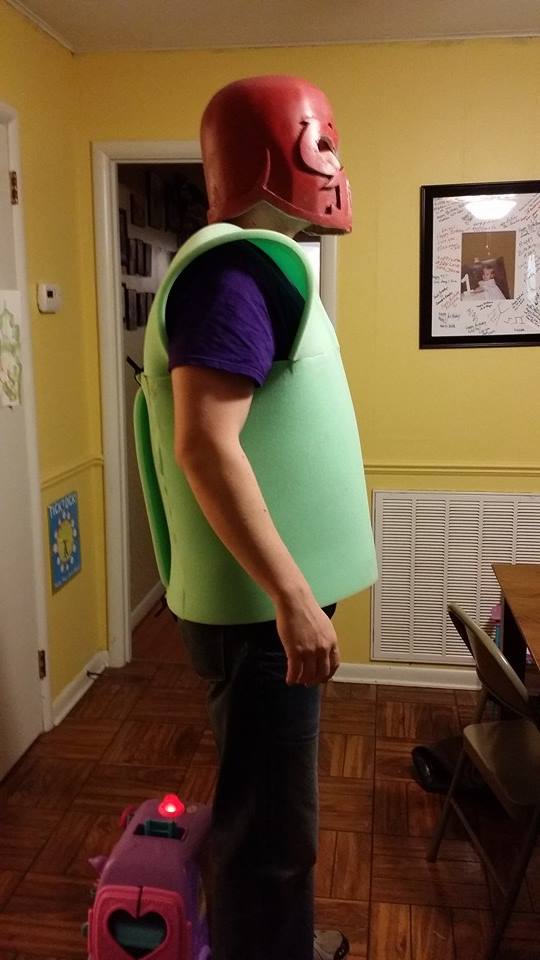 wearing chest right side
